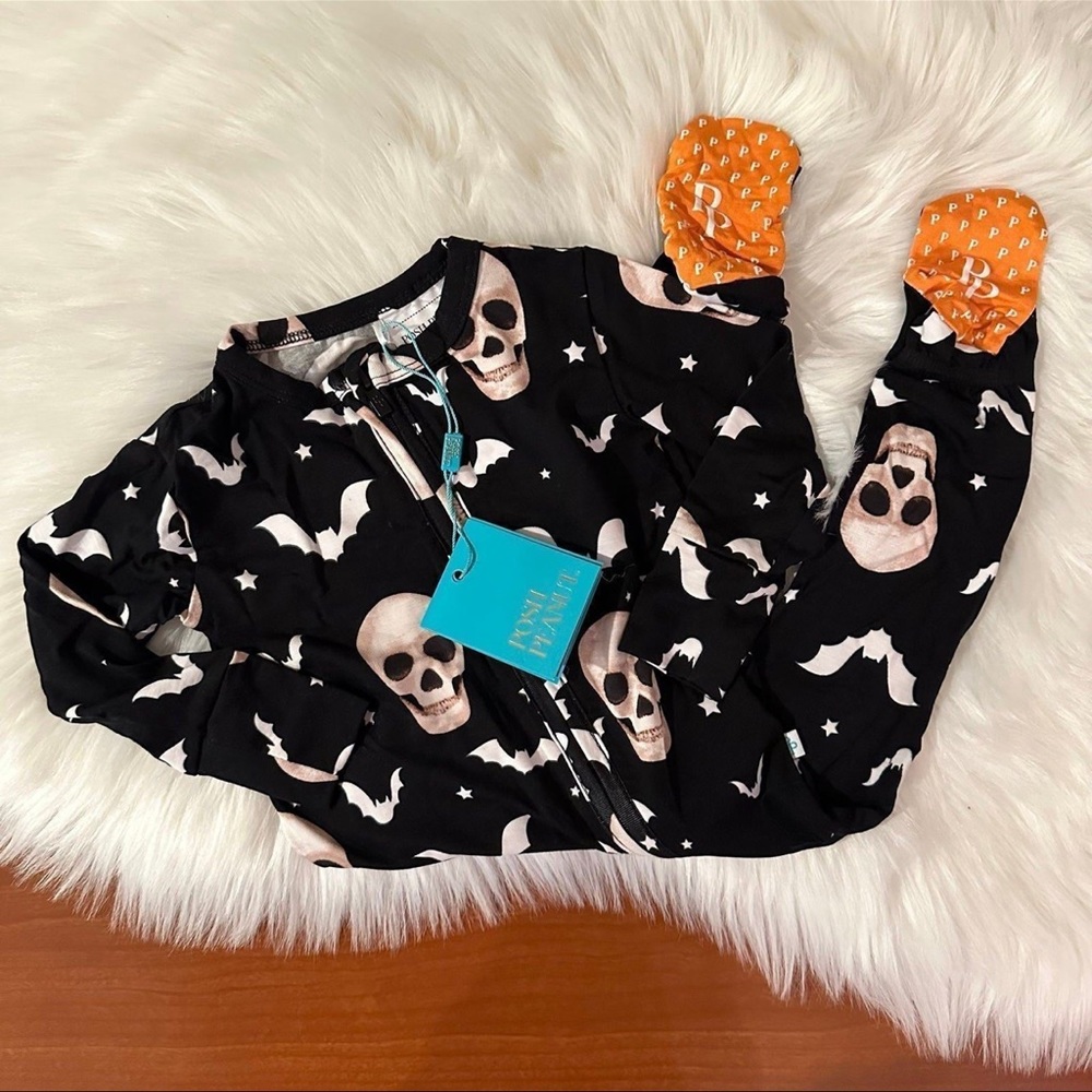 Posh Peanut Skelly Halloween Zipper Footie Pajama 6-9 months baby boy girl nwt